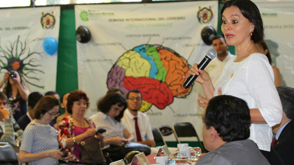 Semana del Cerebro con el apoyo de los cuerpos académicos de la Facultad de Medicina de la UMSHN