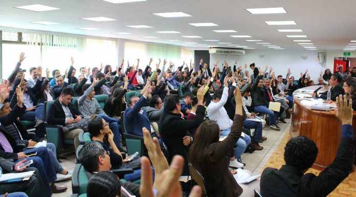 Sesionan los nuevos integrantes del Consejo Universitario de la UMSNH; eligen comisiones