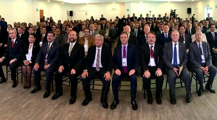 AMLO se reune con Rectores de Universidades del país; el presupuesto no se reducirá