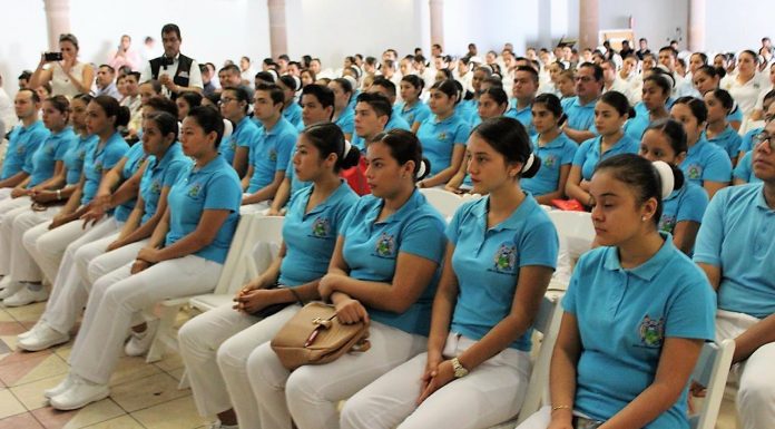 Apatzingán, estrena Licenciatura en Enfemería por la UMSNH