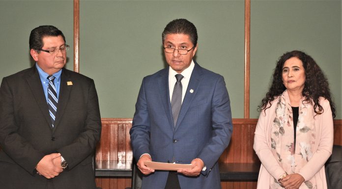 Relevo en la dirección de la Facultad de Contaduría y Ciencias Administrativas de la UMSNH