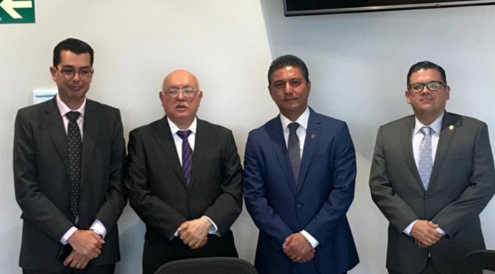 La Auditoría Superior de la Federación recibe a autoridades universitarias de la UMSNH