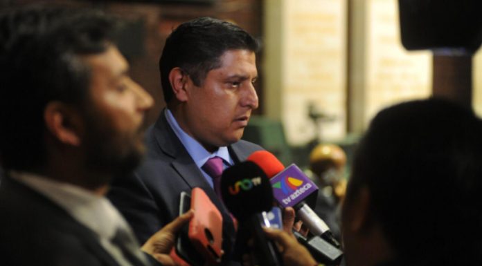 La UMSNH debe de cumplir acuerdos con la SEP para sanear su situación financiera: Nacho Campos
