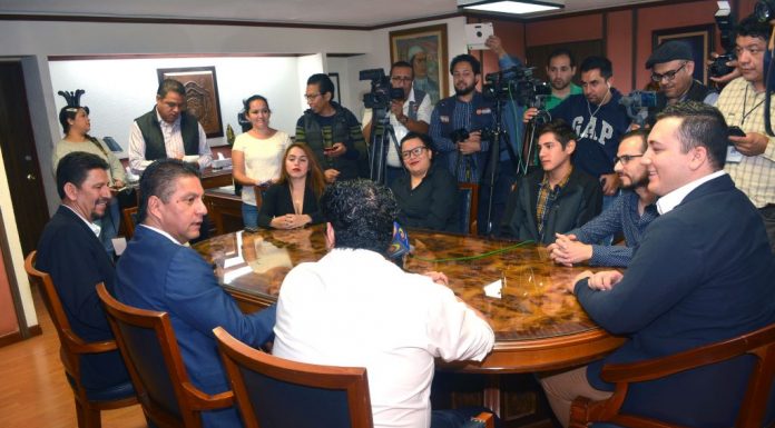 Parlamento Juvenil, la Invitación a estudiantes Nicolaitas por el Congreso del Estado de Michoacán