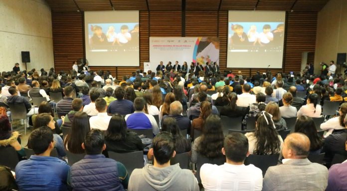Todas las licenciaturas del área de la salud se movilizan en la Jornada Nacional de Salud Pública