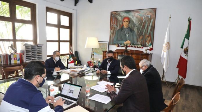 SEP y Gobierno del Estado firman acuerdo para dar salida a la Falta de Recursos en la UMSNH