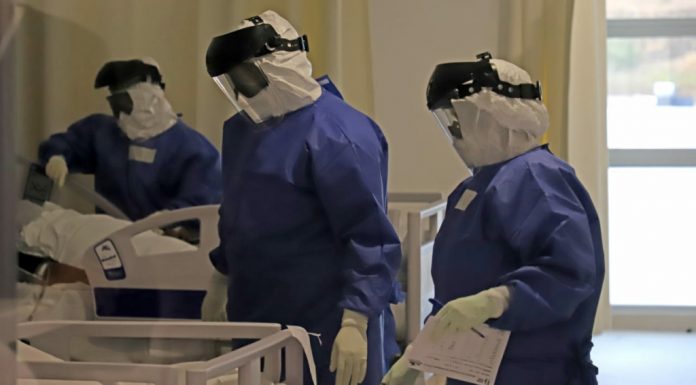 Lleno, el Hospital Civil en atención para pacientes COVID-19