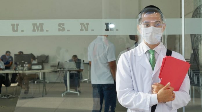 479 plazas de Servicio Social reciben egresados de la Facultad de Medicina de la UMSNH