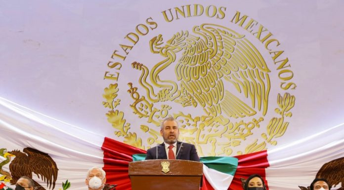 Refrenda el nuevo gobernador de Michoacán su compromiso con la UMSNH