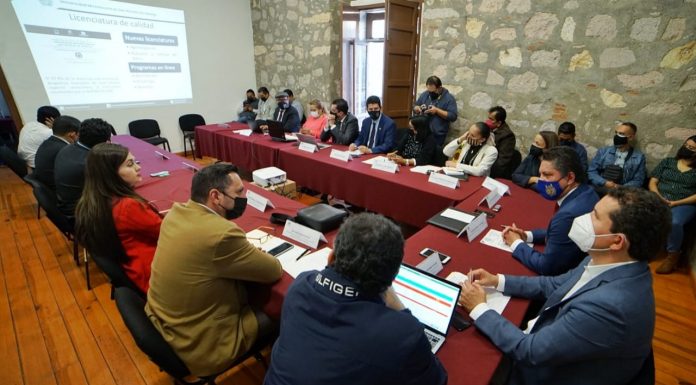 Conocen Diputados del Congreso de Michoacán el Estado Académico y Financiero de la UMSNH