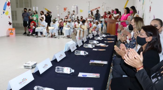 Desde el Hospital Infantil de Morelia, luchan contra la enfermedad… ¡Y siguen con sus estudios! A pesar de padecer una enfermedad, los niños tienen la oportunidad de seguir aprendiendo.