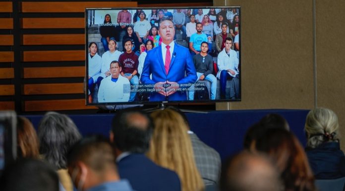 Estado de la UMSNH; el Rector Raúl Cárdenas Navarro Entrega su III Informe de Gobierno Universitario