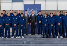 En Futbol de Sala y Tae Kwon do nicolaitas van a competencia continental El rector abanderó a la delegación de estudiantes que representarán a México en esta justa internacional.