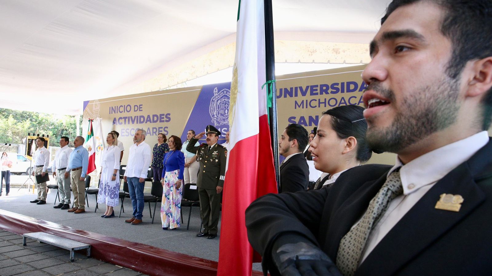 La unidad profesional de Lázaro Cárdenas perteneciente a la UMSNH, por primera vez tiene ceremonia oficial de apertura de semestre. 