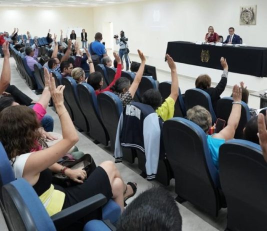 UMSNH nombra nuevos directores: Impulsando la excelencia académica Designa el CU de la UMSNH nuevos directores en Facultades e Institutos .