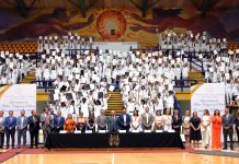 Egresan 474 jóvenes médicos de la UMSNH: Una generación de esperanza y valentía