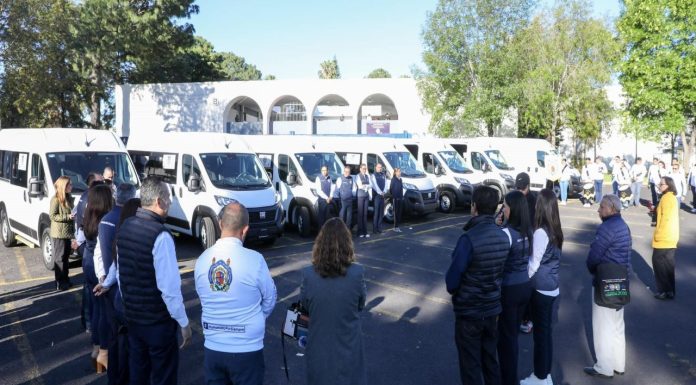 La UMSNH se Mueve: Siete Camionetas Nuevas para la Comunidad Universitaria