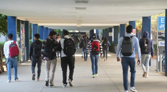 Este 6 de Febrero Inicia el Semestre par 2024-2024 en la UMSNH Inicia el Ciclo Escolar 2024-2024 en la UMSNH (1)