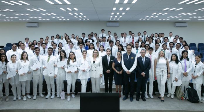 UMSNH Celebra Reconocimiento a Instructores de Salud de medicina y odontología