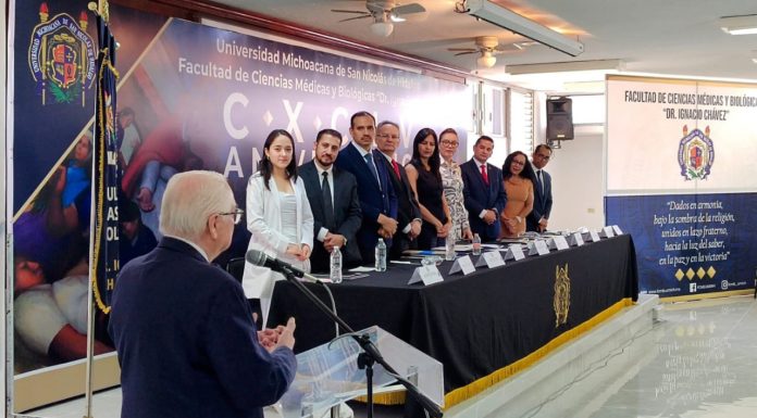Celebran 194 Años de Medicina Humanista en UMSNH