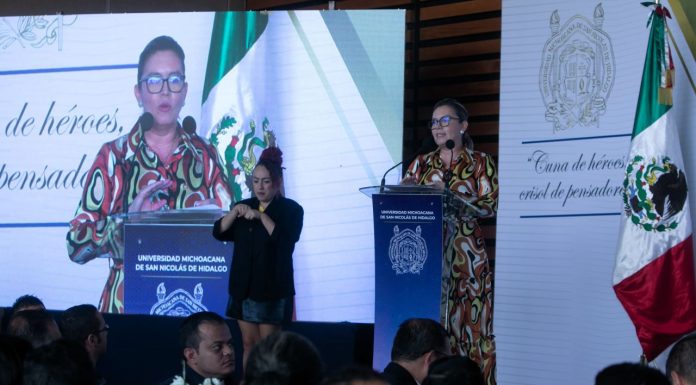 Celebran Día del Maestro en la Universidad Michoacana La rectora Yarabí Ávila González encabeza la conmemoración del Día del Maestro Universitario en la Universidad Michoacana.
