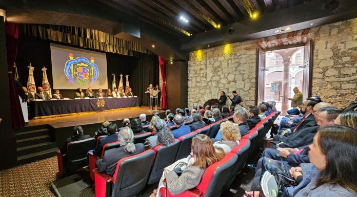 Tesorero anuncia estabilidad económica en la UMSNH La conmemoración destacó tanto el legado de Melchor Ocampo como los avances financieros y administrativos de la universidad.