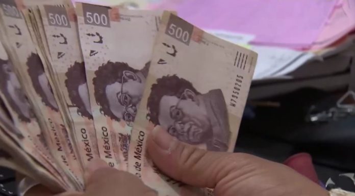 UMSNH inicia pago de prestaciones 2023 a docentes nicolaitas La UMSNH inicia el pago de prestaciones 2023, incluyendo apoyos para lentes, aparatos auditivos, becas y reintegros.