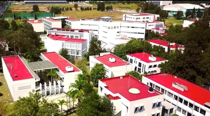 Facultad de Historia de la UMSNH Lanza su Curso de Titulación para egresados Una vista aérea del complejo universitario donde se ubica la Facultad de Historia de la UMSNH, resaltando la infraestructura académica destinada a la formación de profesionales.