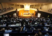 UMSNH Inaugura 33° Tianguis de la Ciencia; Reúne 6,500 Expositores Universitarios La rectora de la UMSNH, Dra. Yaraví Ávila González, declaró formalmente inaugurada la trigésima tercera edición del Tianguis de la Ciencia.