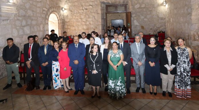 UMSNH: 14 años de la Creación de la Defensoría de los Derechos Humanos Universitarios Nicolaitas El evento del 14º aniversario de la DDHUN convoca a autoridades, colaboradores y miembros de la comunidad en un marco histórico de la UMSNH para celebrar sus logros.