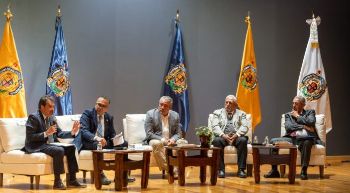 UMSNH enfrenta retos financieros mayores que hace una década En el análisis se reiteró la urgencia de reconocer plazas académicas y administrativas y actualizar el presupuesto de la UMSNH conforme a necesidades actuales.