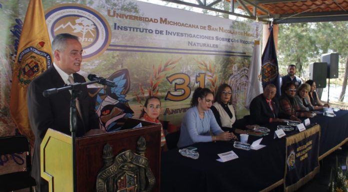 UMSNH reconoce trayectoria científica del INIRENA Autoridades universitarias encabezaron la ceremonia conmemorativa por el 31 aniversario del Instituto de Investigaciones sobre los Recursos Naturales de la UMSNH.