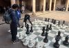Tequios Nicolaitas por la Paz llega a todos los rincones de la UMSNH Actividad de ajedrez en el marco de los Tequios Nicolaitas por la Paz, donde estudiantes de la UMSNH participan en juegos estratégicos que promueven el pensamiento crítico y la convivencia pacífica.