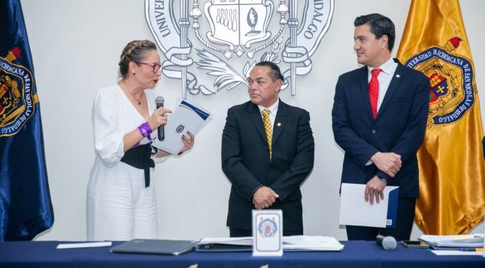 José Herrera Camacho asume la dirección del IIAF de la UMSNH para el periodo 2026-2030 La rectora Yarabí Ávila González toma la protesta al doctor José Herrera Camacho como nuevo director del Instituto de Investigaciones Agropecuarias y Forestales (IIAF) de la UMSNH para el periodo 2026-2030, en el marco de la sesión del Consejo Universitario celebrada el 8 de junio de 2026 en Morelia, Michoacán. Herrera Camacho fue el único candidato tras la declinación de los doctores Gerardo Rodríguez Alvarado y Alejandro Martínez Palacios.