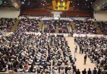 UMSNH concluye aplicación de exámenes de admisión con 17 mil aspirantes La distribución ordenada por filas y secciones dentro del recinto deportivo nicolaita garantizó el desahogo de las evaluaciones diagnósticas con saldo blanco y sin incidencias.