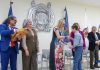 UMSNH conmemora 50 años de trayectoria de Radio Nicolaita La rectora Yarabí Ávila González efectúa la entrega de distinciones a las nuevas generaciones de colaboradores de Radio y TV Nicolaita, acompañada por el secretario Miguel Ángel Villa Álvarez.