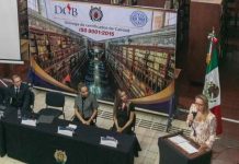 UMSNH recibe ocho certificados ISO 9001 en su sistema bibliotecario La rectora de la UMSNH, Yarabí Ávila González, ofreció un discurso durante la ceremonia de entrega de ocho nuevos certificados de calidad ISO 9001:2015 a las bibliotecas de la casa de estudios. El evento se llevó a cabo ante directivos y representantes del personal de las unidades informativas certificadas.