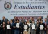 UMSNH reconoce a 744 alumnos con mejores puntajes de admisión Un grupo representativo de los 744 jóvenes premiados exhibe sus diplomas tras obtener la excelencia académica en las evaluaciones de ingreso.