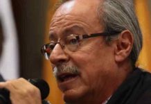Historiador Fritz Glockner presenta Los años heridos en la UMSNH Fritz Glockner enfatizó que Michoacán mantiene un papel determinante en los procesos de transformación política y social del país.